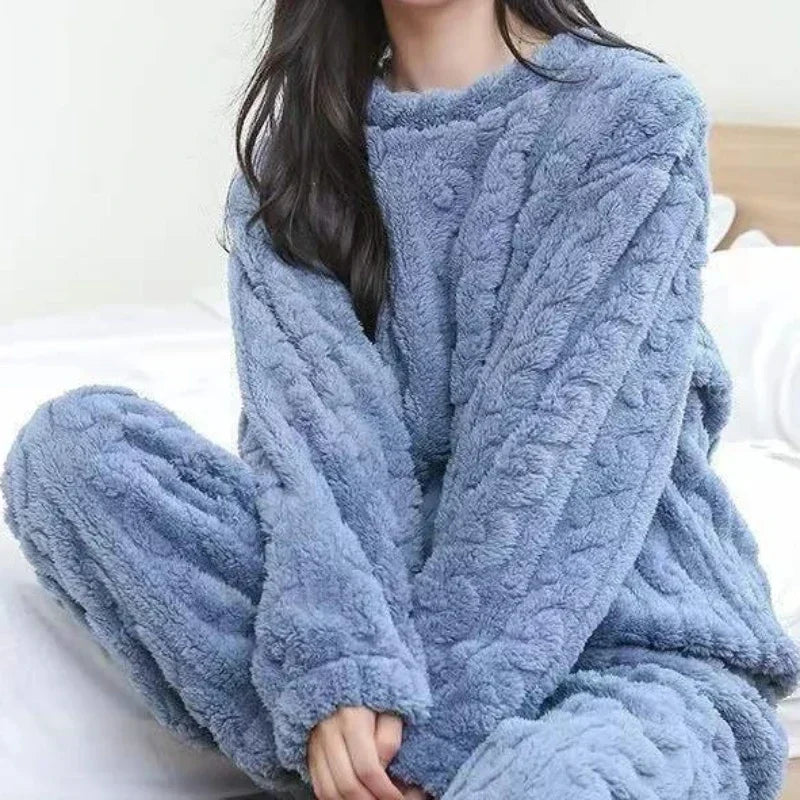 Women’s 2-Piece Cozy Fleece Pajama Set – Warm Winter Lounge wear (Top & Pants)