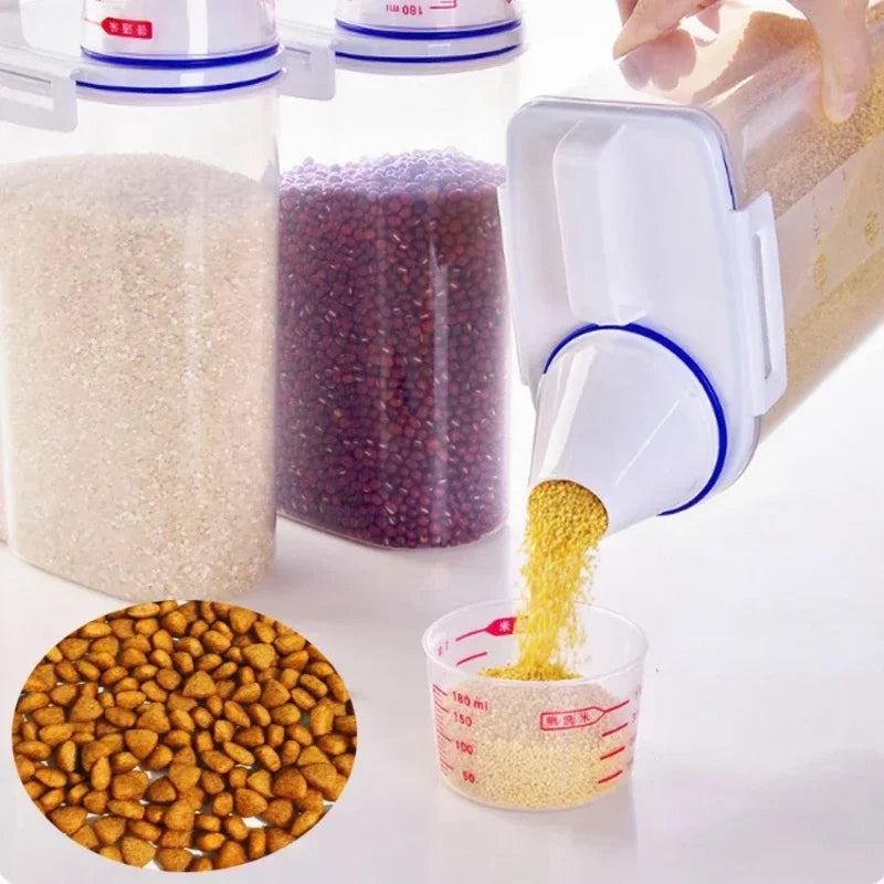 Airtight pet food storage container with measuring cup -1.5kg / 2kg Capacity-Moisture-Proof for Cats & Dogs